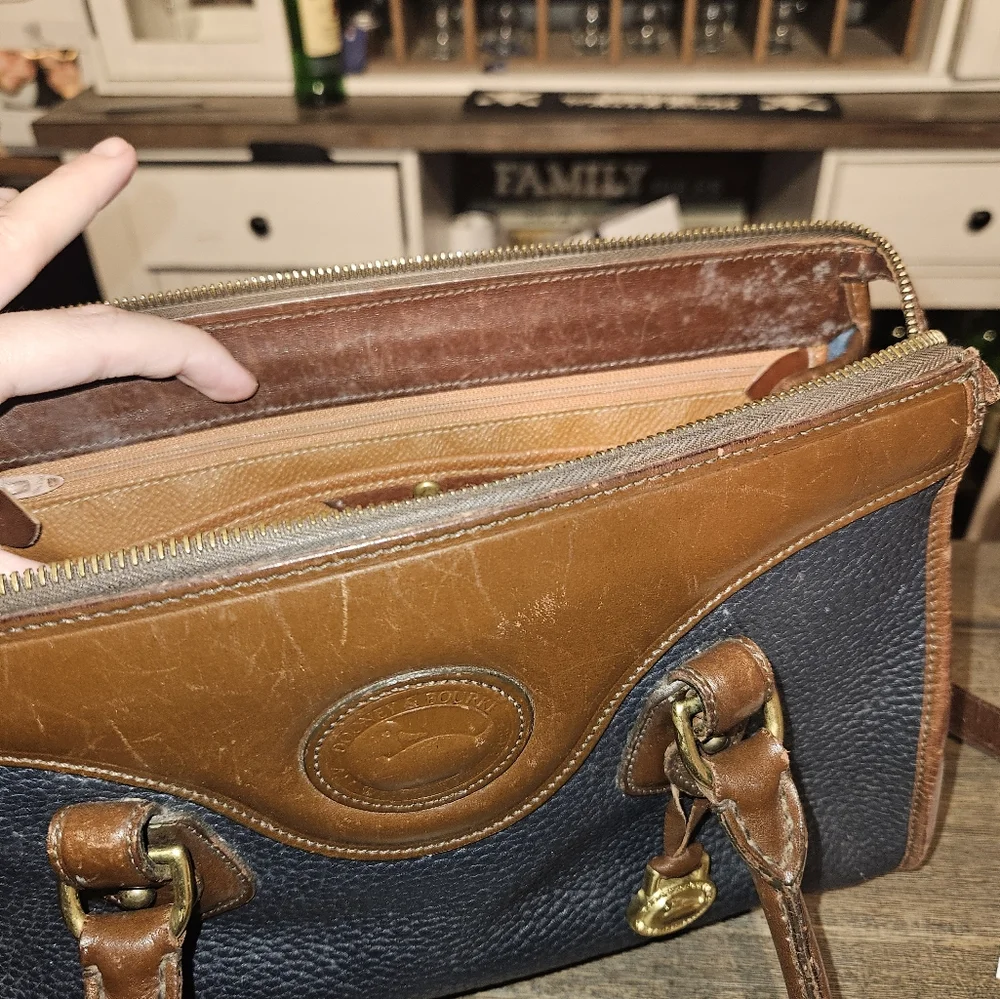 Dooney and Bourke Vintage All Weather Pebbled Leather Satchel Handbag Navy Blue - Picture 9 of 11